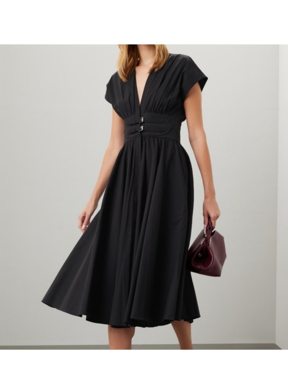 Alexis Jaden Midi Dress in Black Size XL